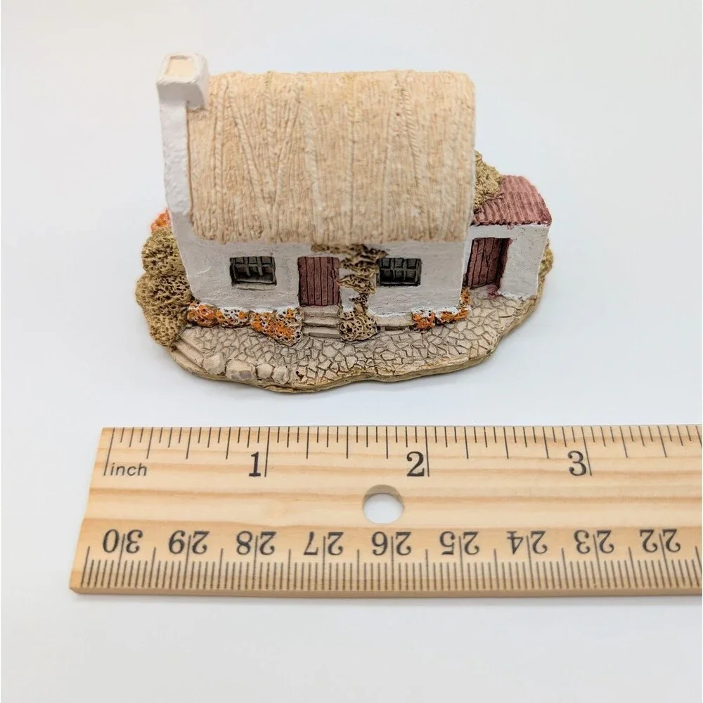 Lilliput Lane very good